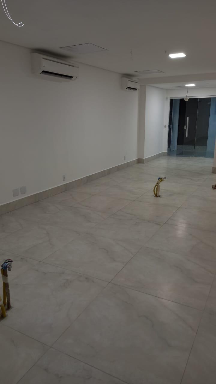 Sala comercial em edifício