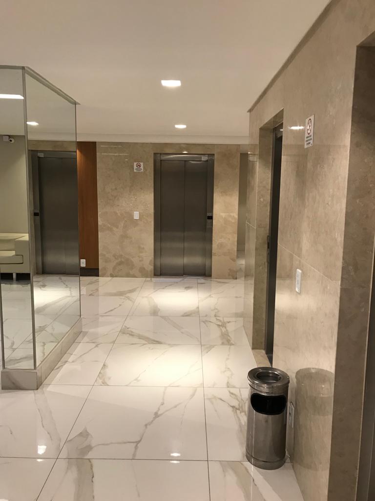 Grande reforma em condomínio vertical